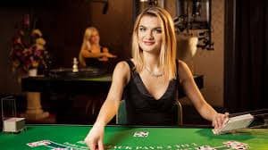 Bangladesh users exploring 77bdbet slots on a dark mobile interface